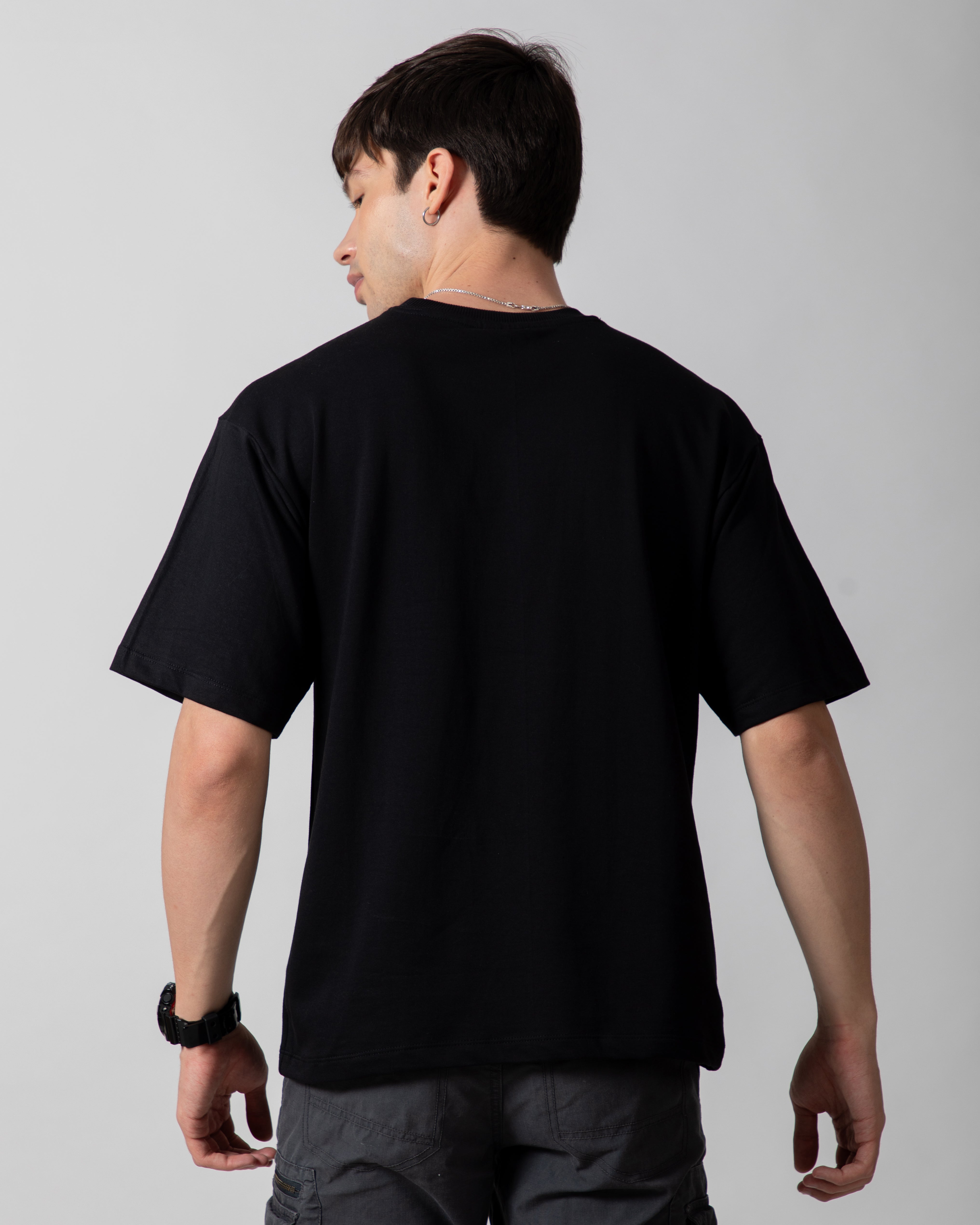 Solid Black Essential Everyday Tee